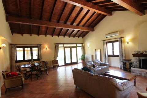 4 bedrooms Villa in Corfu, Greece No. 61596 5