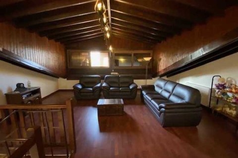 Вилла с 4 спальнями в Писсури, Кипр №30721 12