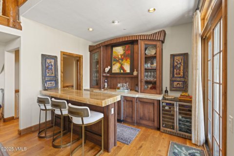 7 bedrooms House in Edwards, USA No. 104577 15