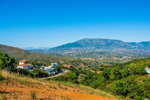 4 bedrooms Villa in Tan Xuan, Vietnam No. 27190 8