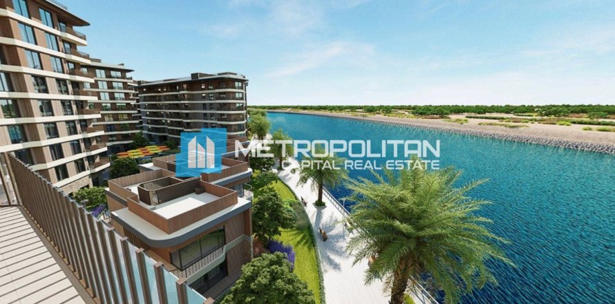 3 dormitorios Apartment en  Yas Island, UAE No. 120837