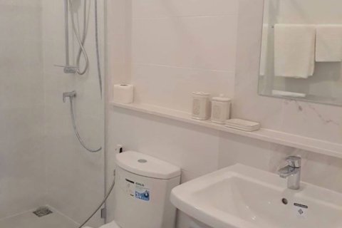 3 bedrooms Condo  in Bangkok, Thailand No. 463 3