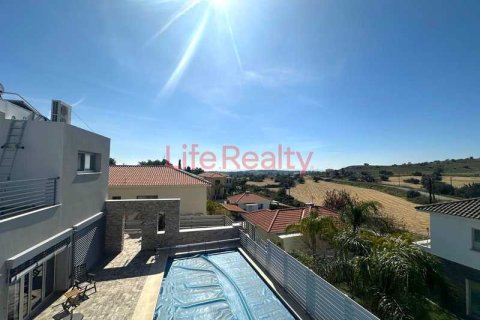 5 bedrooms House in Psematismenos, Cyprus No. 100789 15