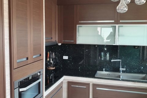 4 bedrooms House in Chiang Mai, Thailand No. 1485 8