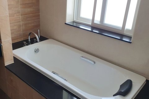 4 bedrooms House in Chiang Mai, Thailand No. 1485 2