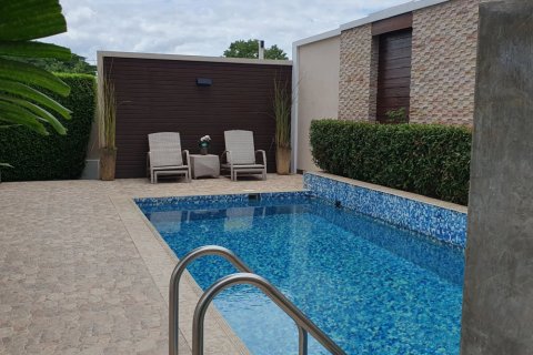 4 bedrooms House in Chiang Mai, Thailand No. 1485 3