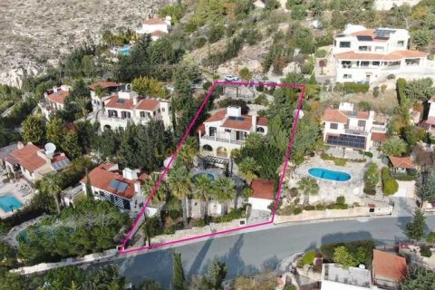 3 bedrooms Villa in Tala, Cyprus No. 100501 2