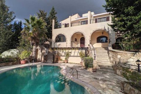 3 bedrooms Villa in Tala, Cyprus No. 100501 1