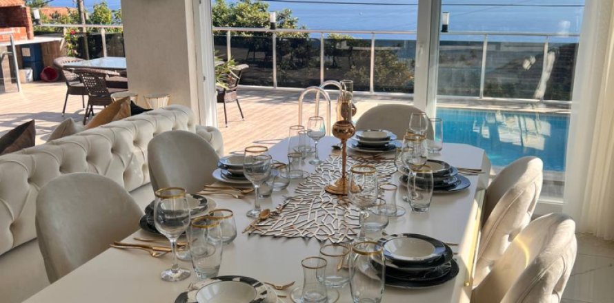 3 dormitorios Villa en Dinek, Turkey No. 12012