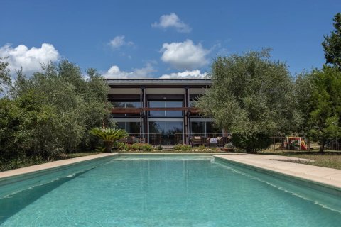 4 bedrooms Villa in Saint-Cezaire-sur-Siagne, France No. 67932 1