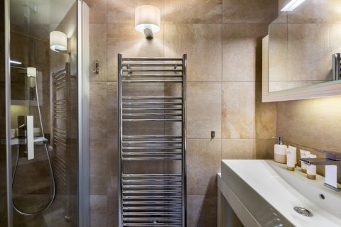 2 bedrooms Apartment in Savoie, France No. 99517 8