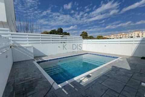 4 bedrooms Villa in Livadia, Cyprus No. 100711 1