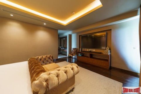 5 bedrooms Villa in Surat Thani, Thailand No. 97051 17