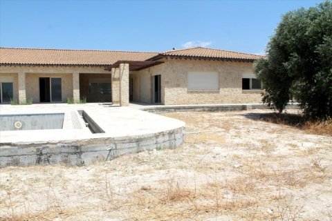 7 bedrooms Villa in Limassol, Cyprus No. 105650 1