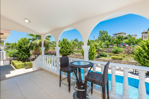 4 rooms Apartment in Binh Duong, Vietnam No. 21392 3