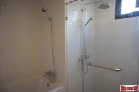 3 bedrooms Apartment in Bangkok, Thailand No. 97063 8