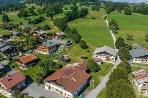 520m² House in Demi-Quartier, France No. 99610 7