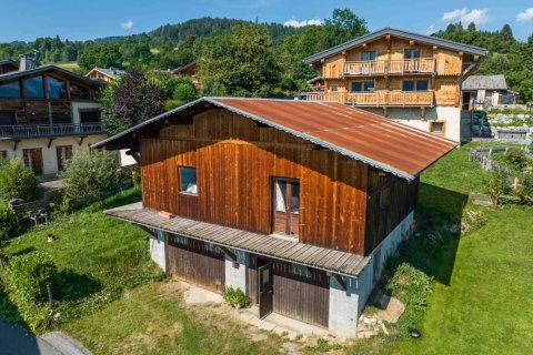 520m² House in Demi-Quartier, France No. 99610 8