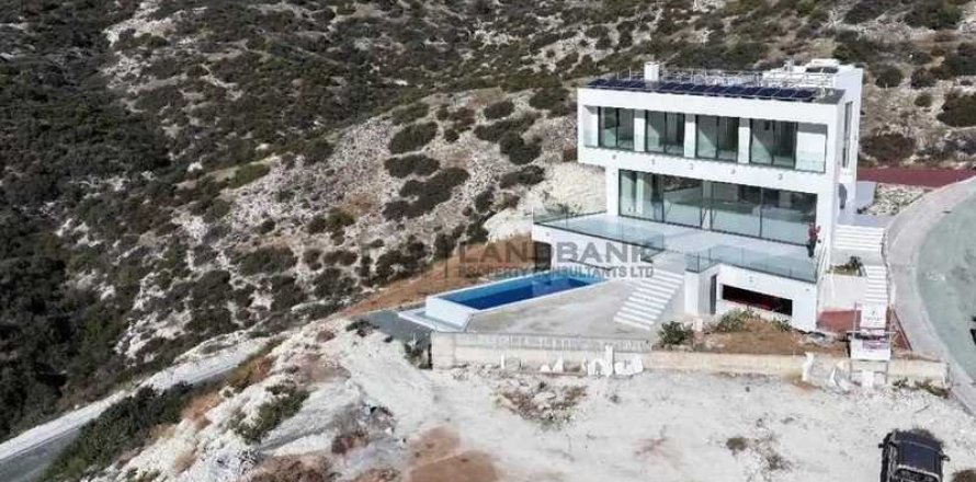 8 chambres House à Agios Tychonas, Cyprus No. 63207