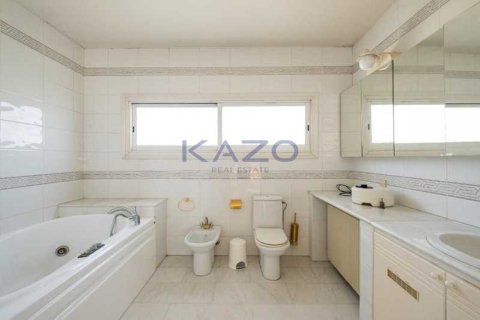 4 bedrooms House in Limassol, Cyprus No. 76214 9