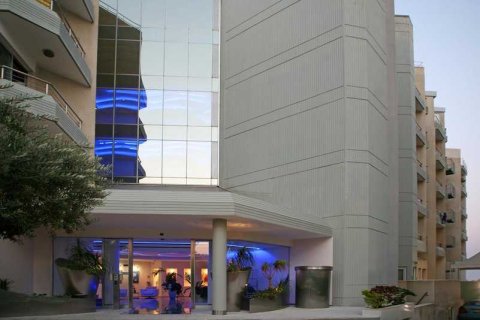 2 chambres Appartement à Limassol, Cyprus No. 65933 2