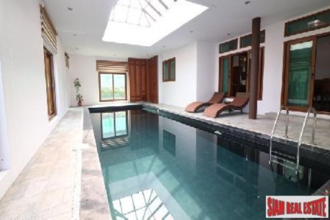 4 bedrooms House in Chiang Mai, Thailand No. 95749 8