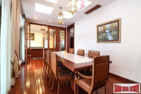 4 bedrooms House in Chiang Mai, Thailand No. 95749 9