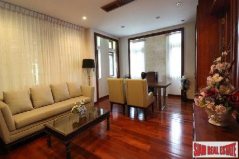 4 bedrooms House in Chiang Mai, Thailand No. 95749 10