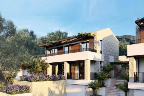3 bedrooms Villa in Kumbor, Montenegro No. 70912 8