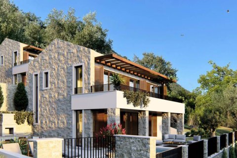 3 bedrooms Villa in Kumbor, Montenegro No. 70912 7