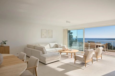 3 bedrooms Apartment in Cannes, France No. 69189 2