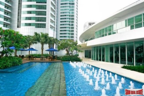 2 chambres Commercial property à Bangkok, Thailand No. 96630 4