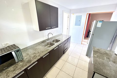 3 bedrooms House in Arraijan, Panama No. 79519 4