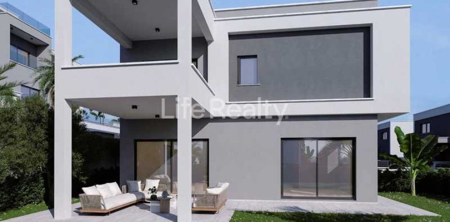 3 bedrooms House in Agios Tychonas, Cyprus No. 70046