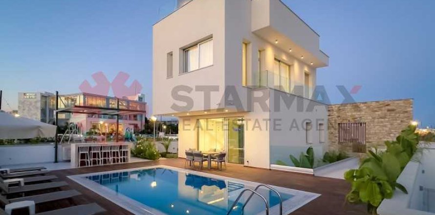 4 dormitorios Villa en Ayia Napa, Cyprus No. 82681