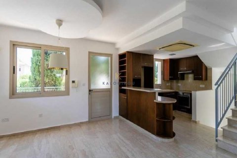 3 bedrooms House in Polis, Cyprus No. 83264 4