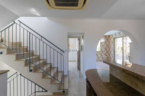3 bedrooms House in Polis, Cyprus No. 83264 6