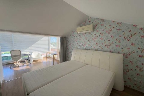 3 bedrooms House in Agios Tychonas, Cyprus No. 76554 3