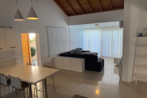 3 bedrooms House in Agios Tychonas, Cyprus No. 76554 7