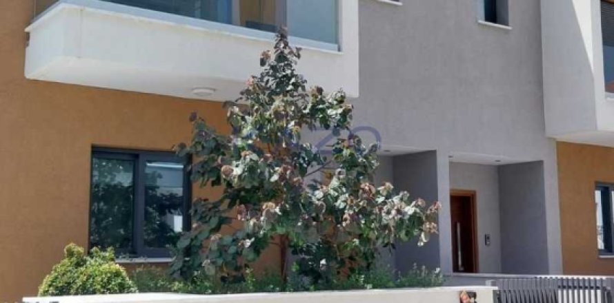 2 bedrooms House in Germasogeia, Cyprus No. 74149