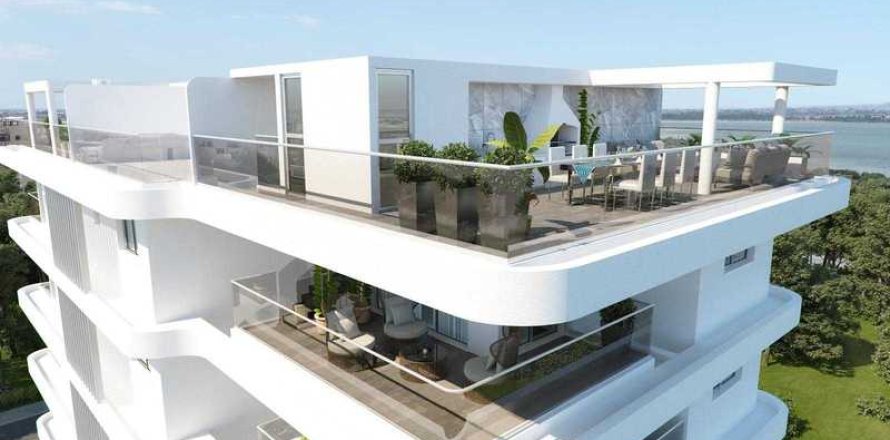 2 bedrooms Penthouse in Larnaca, Cyprus No. 43495