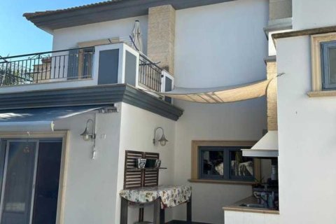 4 bedrooms House in Agios Tychonas, Cyprus No. 84445 15