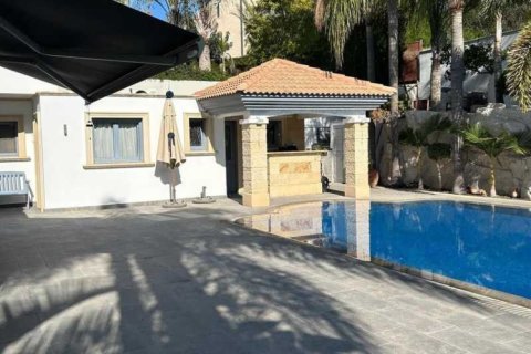 4 bedrooms House in Agios Tychonas, Cyprus No. 84445 4