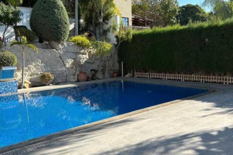 4 bedrooms House in Agios Tychonas, Cyprus No. 84445 2