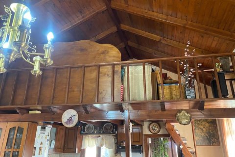 Здание с 4 комнатами в Ханья, Греция №55746 6