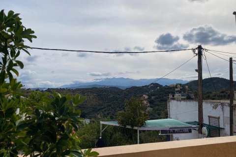 Здание с 4 комнатами в Ханья, Греция №55746 19