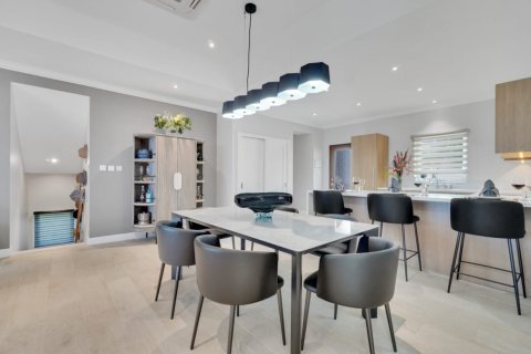 3 bedrooms Villa in Saint George’s Estate, Grenada No. 62424 24