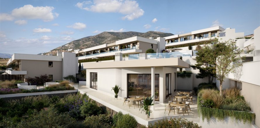 3 bedrooms Apartment in Fuengirola, Spain No. 126444