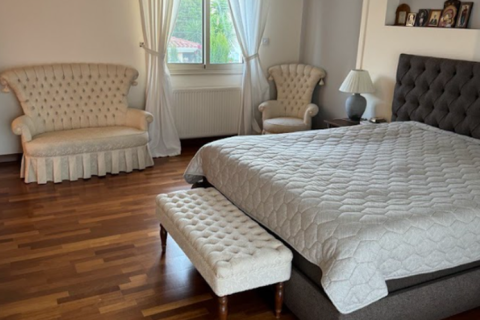 5 bedrooms Villa in Limassol, Cyprus No. 31675 9