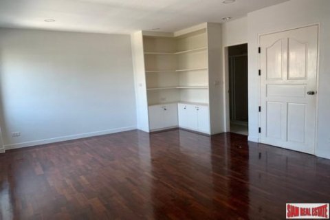 5 chambres House à Bangkok, Thailand No. 98123 14